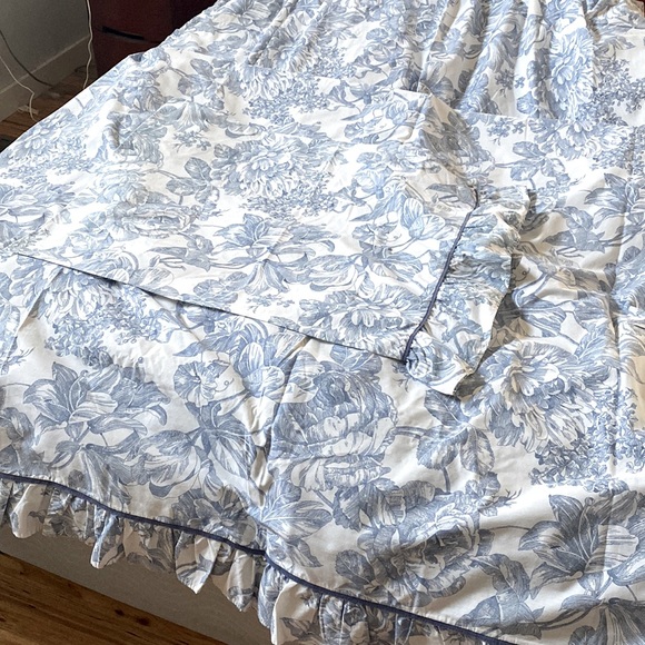 Waverly Bedding Vintage Waverly Garden Room Blue White Floral